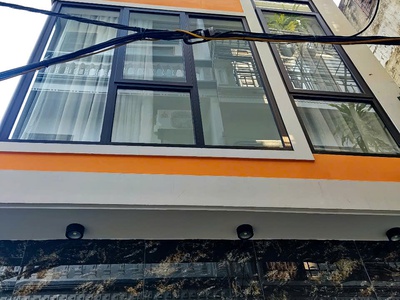 Bán nhà chiến thắng văn quán hà đông. diện tích 36m2 . 5 tầng nhà mới. 3 thoáng vĩnh viễn. ô tô đỗ 0