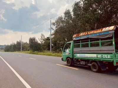 Mặt tiền đường hl10 sông nhạn cẩm mỹ. vitri ngay ngã tư cổng sân bay ra 2km, 5.5ha 3