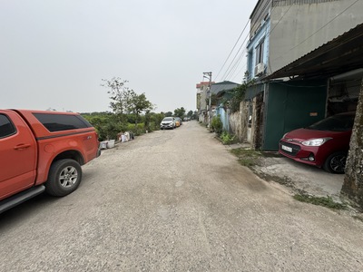 Chính chủ chuyển công tác bán 60m2 đất Viện Rau B, Trâu Quỳ. Đường rộng ô tô tránh, view thoáng mát 3