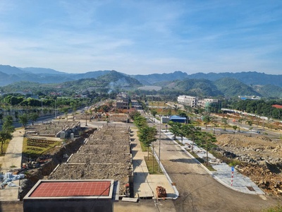 Chính chủ cần bán xuất ngoại giao tại trung tâm thị xã mộc châu, full sổ 0