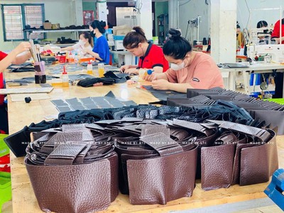Xưởng Sản Xuất Và Cung Cấp Hàng Da Cao Cấp 3