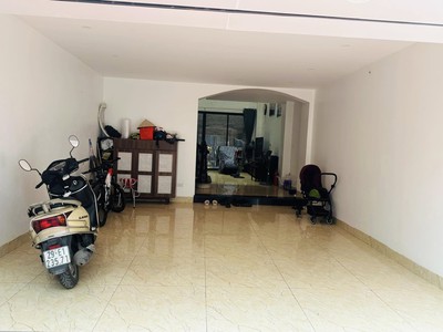 Rẻ nhất khu vực 6 tầng, 90m , 6pn, 6wc, lạc long quân, tây hồ - 17 tỷ gara oto , ô chờ thang máy 1