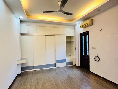 Cho thuê nhà phố đông tác, ở nhóm, gia đình, vp, kd onl 37m2, 5 tầng, 3 ngủ, 15 triệu 2