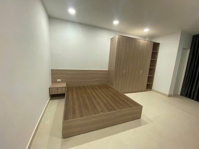 Nhà vip - mình chính chủ cần bán nhanh nhà 5 tầng mặt tiền đường bạch đằng - phường 2 tân bình 0