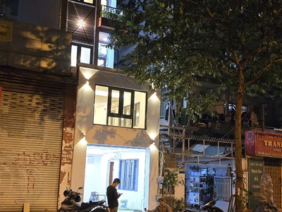 Cho thuê nhà 2 Mặt Tiền đường Trần Quốc Thảo, P6, Quận 3. Trệt, 4 lầu, DT 200m2 chỉ 45tr 0