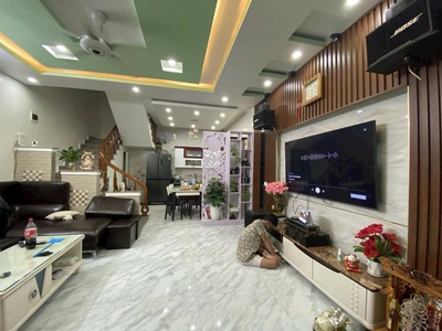 Cho Thuê nhà riêng Độc lập đường Trung Lực Full Nội thất 6