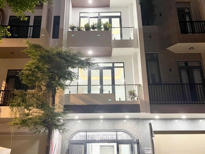 Cận tết cần bán nhà trên đường DT 743, gần chợ thành nam, thuận an, bình dương Nhà sổ sẵn, hoàn công 1