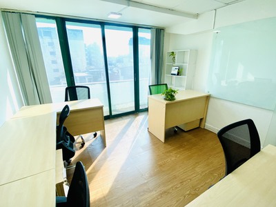 Thuê văn phòng quận Quận 1 chỉ 10.5tr/tháng - Sở hữu ngay không gian làm việc đẳng cấp 2
