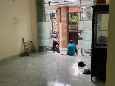 Chính chủ cho thuê nhà để ở trong ngõ vĩnh ninh, vĩnh quỳnh, thanh trì, 2pn 3wc 5tr/1 tháng 0