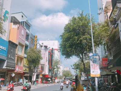 Bán gấp,mặt tiền kinh doanh ngô quyền q5 5x18.5 ,6tầng,full toàntoàn bộ nội thất xịn 23 tỷ 2