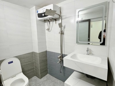 Mô tả chi tiết nhà 2 tầng mới đẹp - vị trí đẹp -hải chau  mô tả:      nhà 2 tầng đẹp thiết kế 2