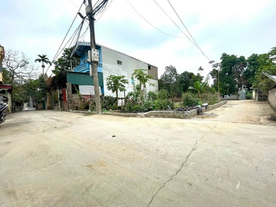 Tiên trượng thị trấn xuân mai 72,1m giá 2,1x tỷ đường ô tô tải chỵ thông 2