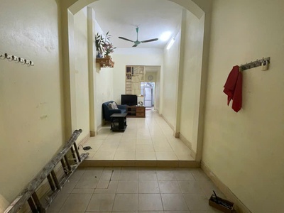 Chính chủ cần cho thuê nhà 2,5 tầng tại số 8 ngách 47/3 nhân hòa, thanh xuân, hà nội 0