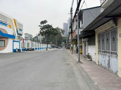 Bán 48,5m2 nhà 3 tầng mặt Phố Đức Giang, Long Biên. Ngay cạnh nhà văn hóa, trường mầm non và hai tòa 1