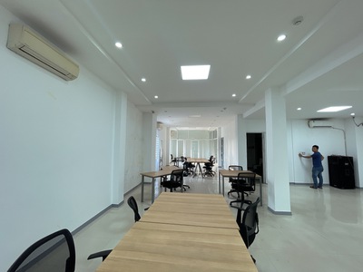 Cho thuê toà nhà đường Nguyễn Văn Linh hải châu đà nẵng 9 tầng có phòng cháy chữa cháy 0