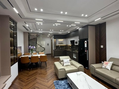 Bán Nhà Ngõ 81 Phố Trạm, Long Biên, 45m2, 6 Tầng, MT5m, Garra Ô Tô, Thang Máy 2