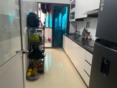 Cần bán căn hộ chung cư mặt đường Nguyễn Cơ Thạch  Nam Từ Liêm 107m, 6 tỷ, full nội thất 4