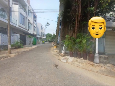 Rẻ nhất khu vực , 2 tầng 1 tum mặt tiền hải châu, chỉ 4 tỷ 1