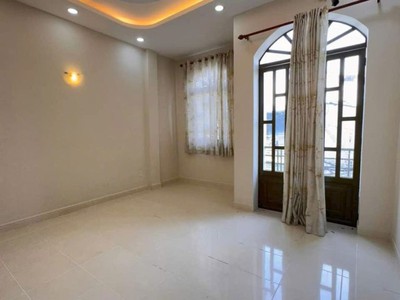 Lê văn lương q7 kết cấu 2 tầng 55 m2 chủ đi mỹ nên bán lại nhỉnh 4 tỉ thương lượng 2