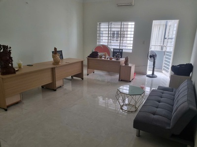 Nhà đẹp lý tưởng mở công ty , văn phòng hay kinh doanh tại sát ngay trung tâm hành chính tp mói 0