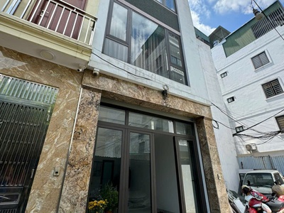 Cần bán gấp nhà đức giang - lô góc   ngõ nông, gần oto, 32m, 5 tầng hiện đại  4,65 tỷ 0