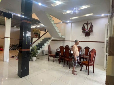 Nhà 3 lầu  8mx18m  đường 6m nguyễn văn quá, tân thới hiệp, q12 giá rẻ 3.95 tỷ 1