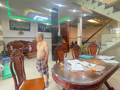 Nhà 3 lầu  8mx18m  đường 6m nguyễn văn quá, tân thới hiệp, q12 giá rẻ 3.95 tỷ 2