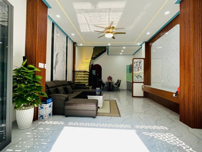 Nhà đẹp 4,5mx13m hẻm xe hơi, phạm văn bạch - full nội thất - nhỉnh 5 tỷ 7 tl 3