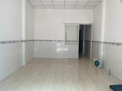 Cho thuê nhà mới sơn sửa hẻm xe hơi thông đường phạm văn bạch, p.15, tân bình 3