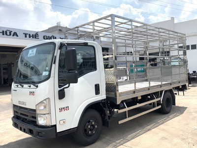 Bán Xe Tải Isuzu QKR270 Thùng Chở Gia Cầm 0