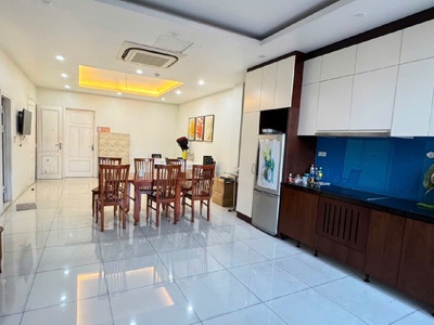 Siêu phầm toà nhà 9 tầng thang máy- nguyễn trãi- dt 115m x 9 tầng, mặt tiền 8,8m, giá 40 tỷ ctl 4