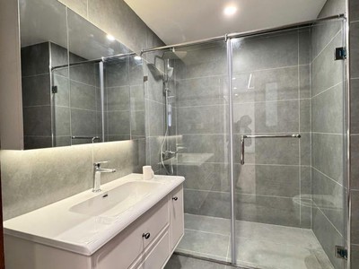 Căn hộ chung cư cao cấp cầu giấy - 181m2, 3 phòng ngủ, 3 vệ sinh - khu vip đáng sống - tặng nội thất 4