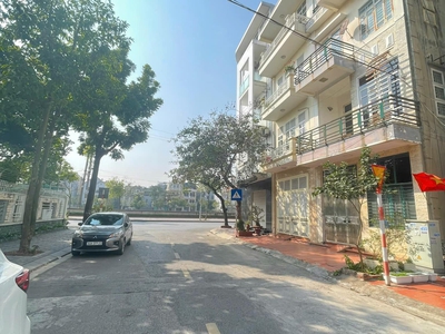 Bán nhà 4 tầng mặt phố KĐT Đông Nam Cường, TP Hải Dương, 65.1m2, mt 4.77m, vị trí đẹp 1