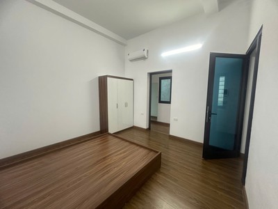 Cho thuê nhà riêng Bùi Xương Trạch quận Thanh Xuân 40m, 4T giá 14 triệu, KD onlnje, VP, GD 0