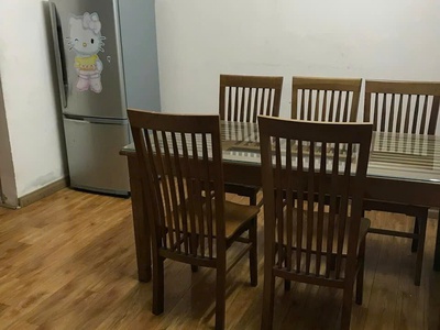 Cho thuê ở gia đình, nhóm 8 người nhà ngõ 250 nguyễn trãi, thanh xuân 46m2, 3 tầng, 9.5tr 3