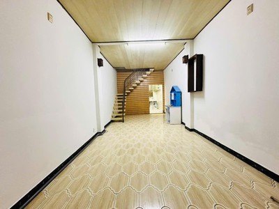 Nhà gần mặt tiền nguyễn thị minh khai, 42m2, 2 tầng, 2.x tỷ 2