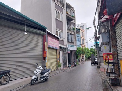 Chính chủ cần cho thuê nhà tại số 123 ngõ 152 thượng thanh, long biên, hà nôi 0