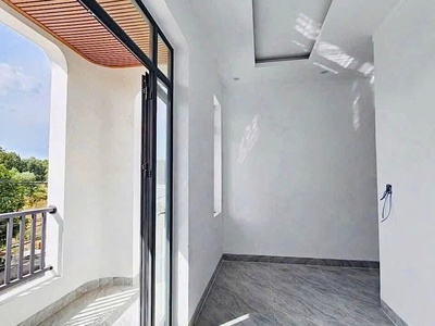 Bán nhà 1 trệt 1 lầu ở gần ngã tư Miếu ông Cù 4