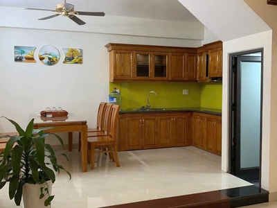 Bán nhà 4 tầng mặt phố Tiền Phong, ph Quang Trung, TP HD, gần 40m2, mt 4.6m, 3 ngủ, 3vs 3