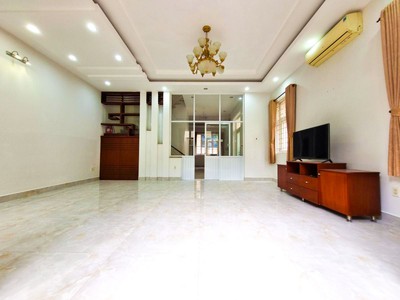Cho thuê nhà phường an khánh quận 2, diện tích sử dụng 250m2, đi bộ 150m ra đường trần não 1