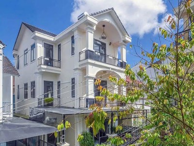 Bán villa nhỏ xinh tại lữ gia phường  đà lạt 0