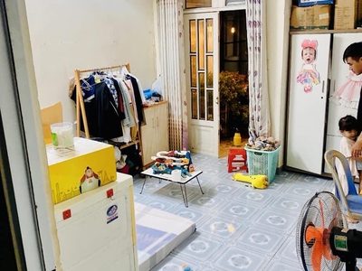 Gấp bán giảm 600 còn 4.35 tl - ngay chợ gò xoài- hxh cách mt 1 căn - 48m - 3 tầng - 4pn 3