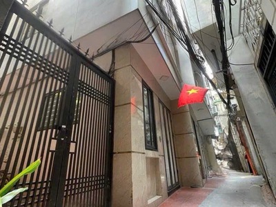 Bán nhà phố pháo đài láng. kv tt đống đa nhà đẹp,nhiềutiên ích. 0