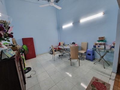 Bán nhà đường cách mạng tháng tám, quận 3, 85m2, gần công viên, giá rẻ 1