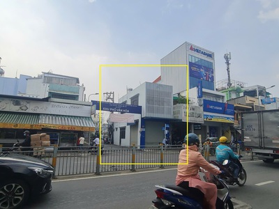 Hiếm-cho thuê nhà 2 mặt tiền lũy bán bích 56m2, 1 lầu - gần ngã tư 3