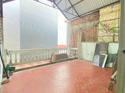 Cho thuê nhà kd bán hàng  online phố kim đồng, 35m2, 3 tầng, 3 ngủ, 11 triệu 4