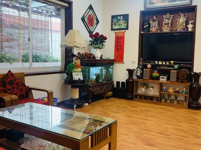 Cần cho thuê căn hộ tt phương mai 160m2, 3 ngủ, đủ công năng chỉ 11 triệu - ở gia đình,  nhóm 3