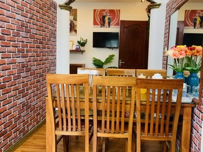 Cần cho thuê căn hộ tt phương mai 160m2, 3 ngủ, đủ công năng chỉ 11 triệu - ở gia đình,  nhóm 1