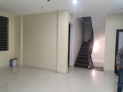 Cho thuê mbkd nguyễn ngọc nại - thanh xuân, dt 140m2, gồm tầng 1 2, thông sàn, giá thỏa thuận 1
