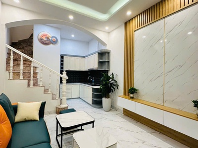 Bán nhà ngõ 254 Minh Khai, 28m2 x 5 tầng, ngõ ba gác, nội thất cơ bản, chủ nhà cần bán rất gấp. 2